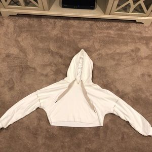 White Cropped P’tula Hoodie